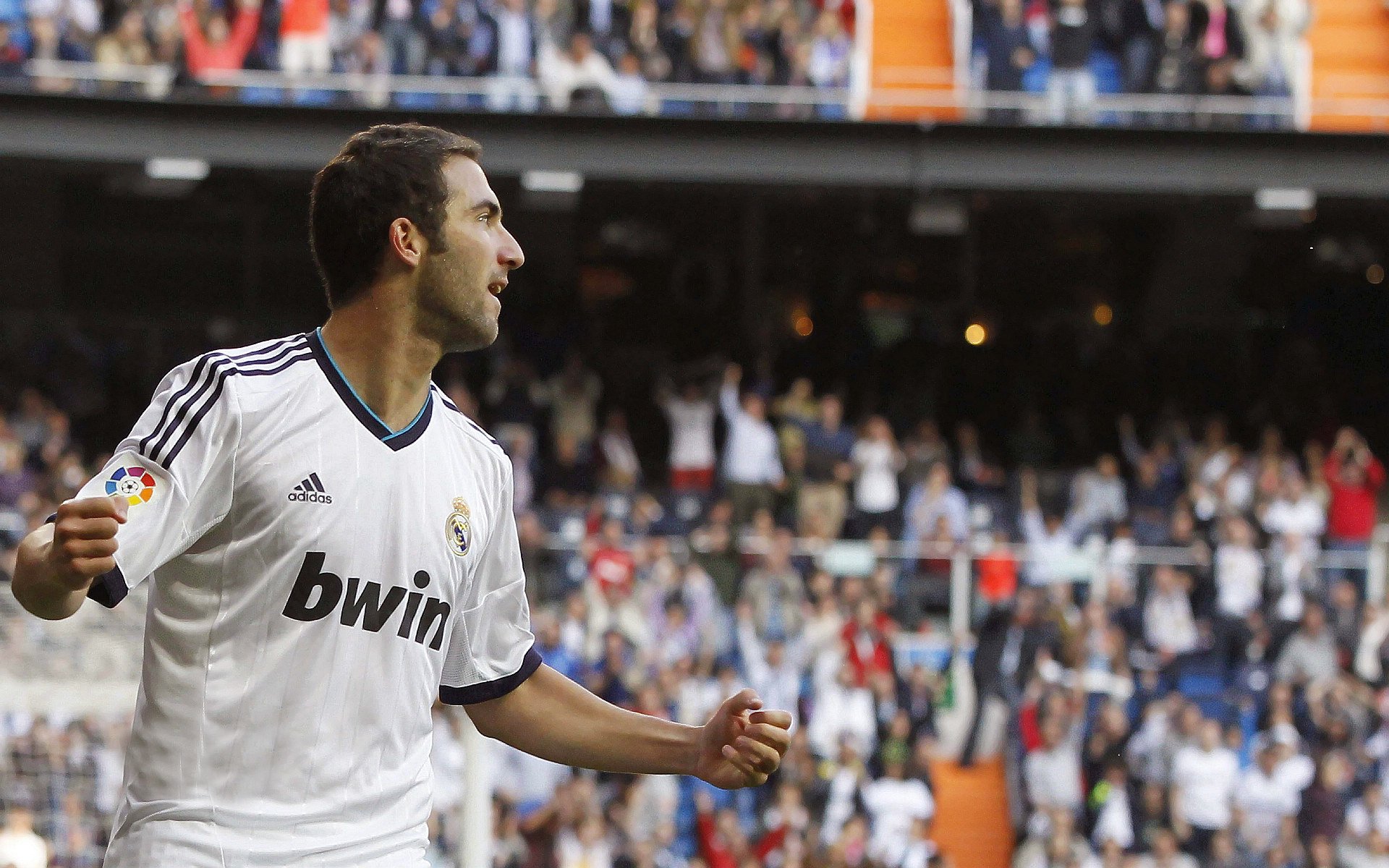 粉丝自制:创意赛车配饰大赏,赛车制作手工